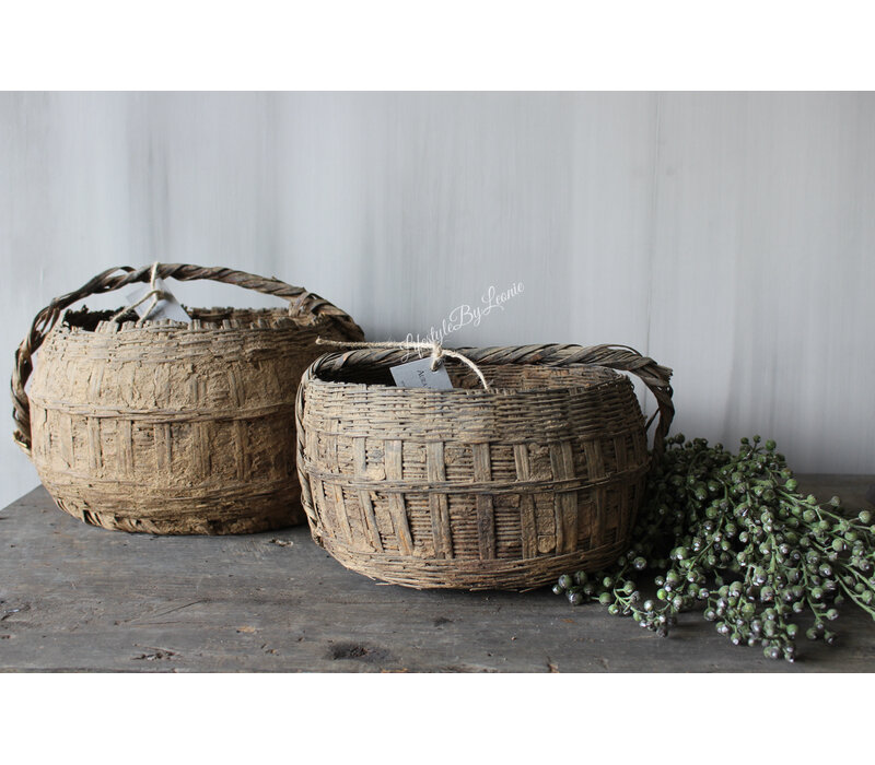 Aura Peeperkorn authentieke bamboo mand met hengsel