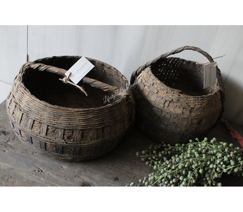 Aura Peeperkorn authentieke bamboo mand met hengsel