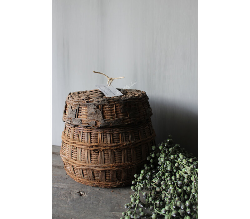 Aura Peeperkorn bamboo mand met deksel 22cm