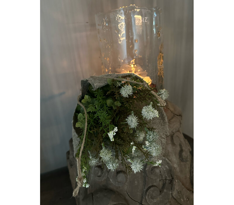 Toefje in shabby doek witte plataan bolletjes