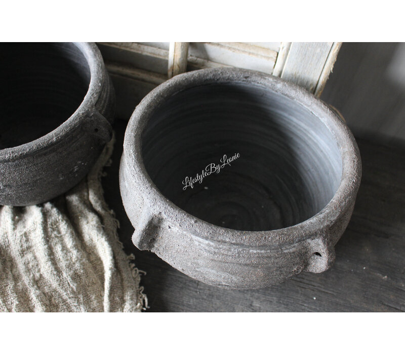 Stenen ronde pot Old black 25x18cm
