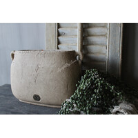 Brynxz ovale pot met oren Taupe 36x16x24cm