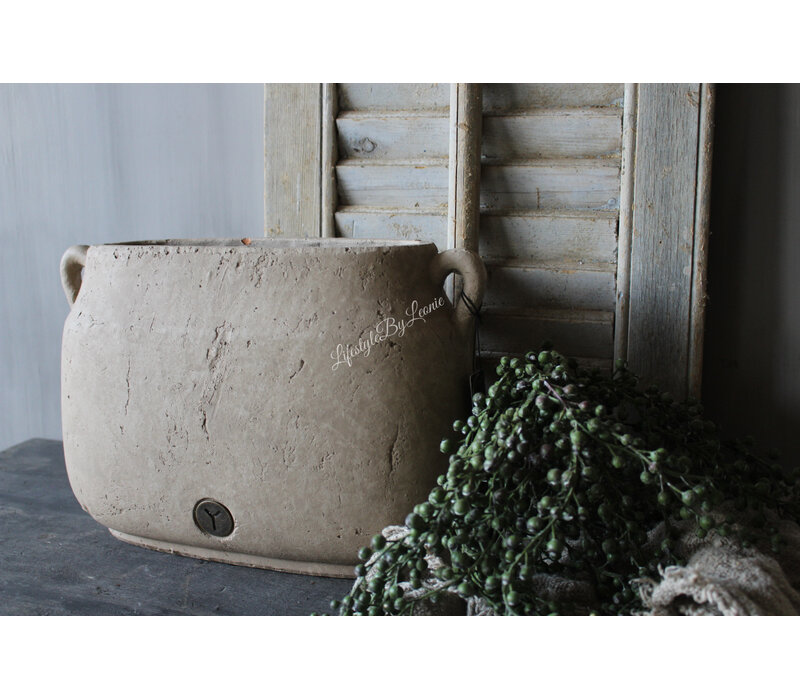 Brynxz ovale pot met oren Taupe 36x16x24cm