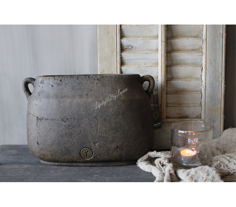 Brynxz ovale pot met oren Brown 36x16x24cm