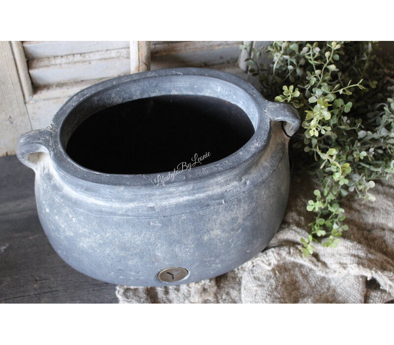 Brynxz ovale stenen pot met oren Ancient clay 27x19x18cm