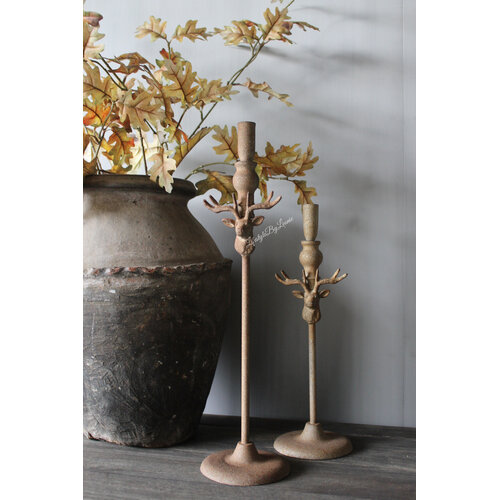 Metalen roestige dinerkaars kandelaar Hert 36 cm 