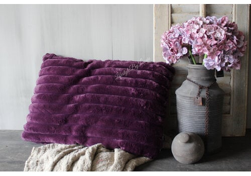 Kussen Peppe dark purple 40 x 60 cm
