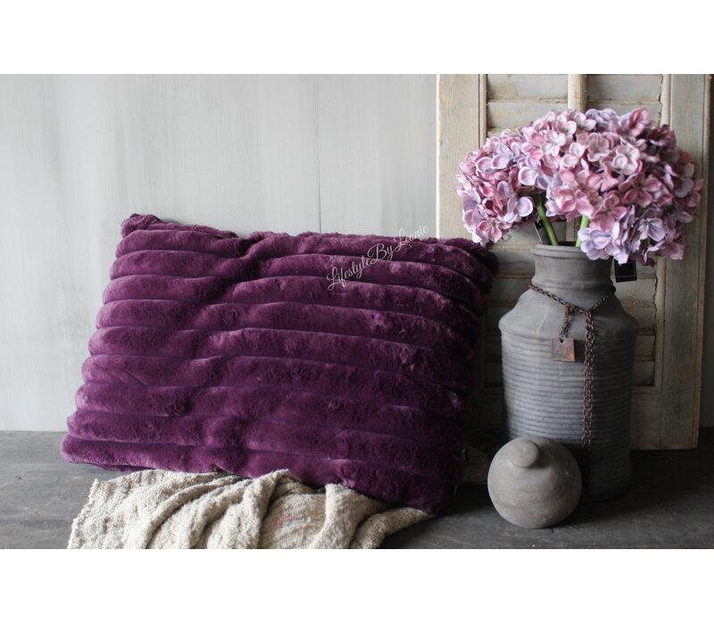 Kussen Peppe dark purple 40 x 60 cm
