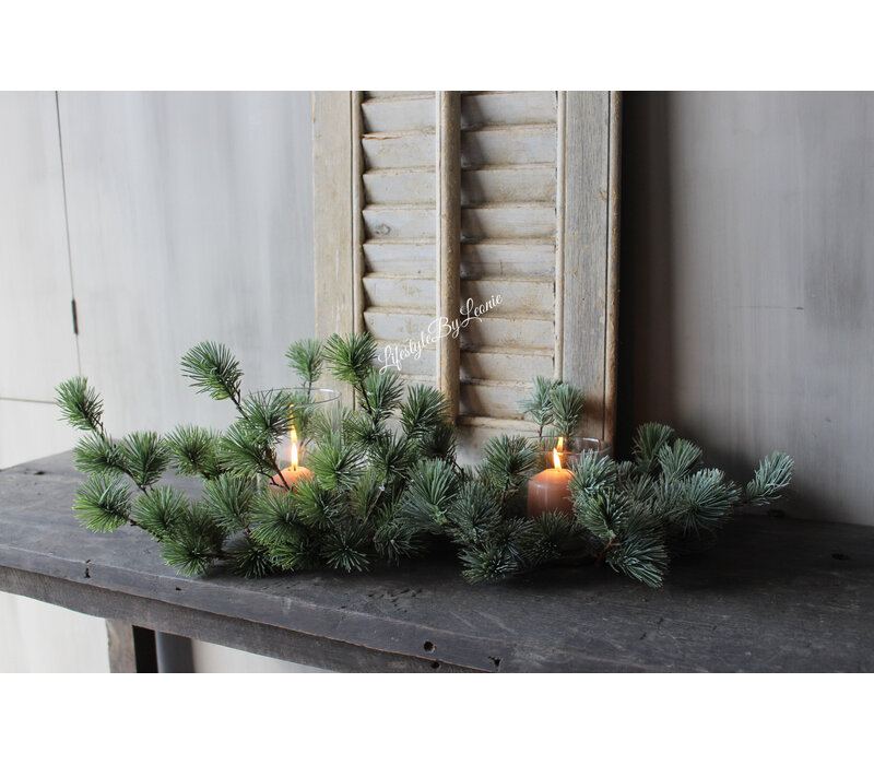 Namaak cedar krans incl windlicht 30cm