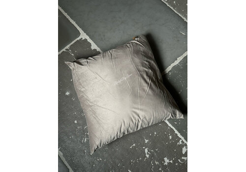 Velvet kussen Old flax 60 x 60 cm