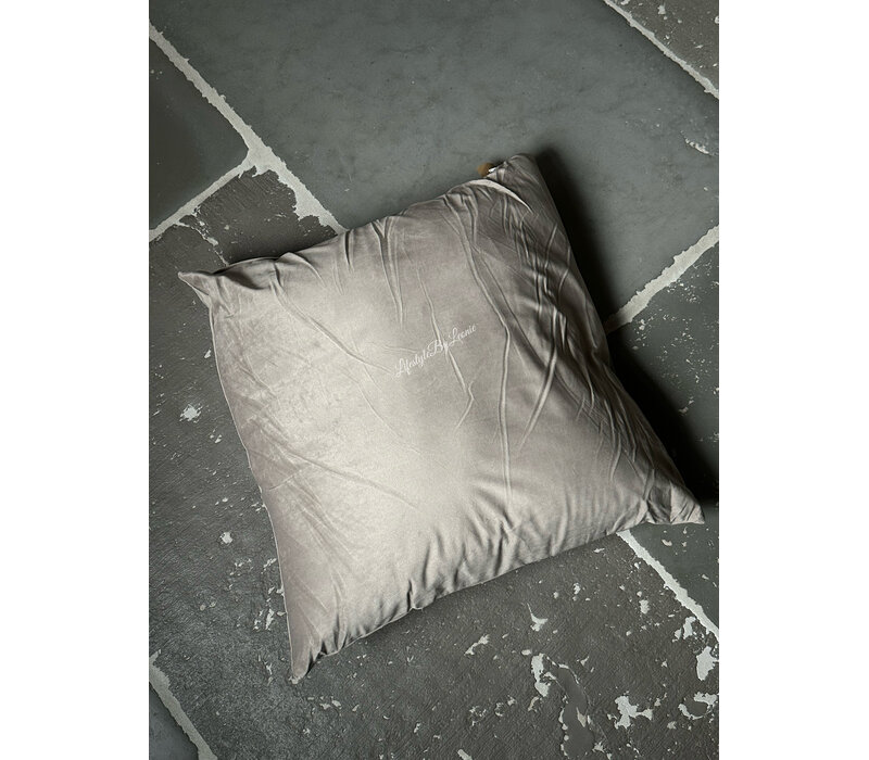 Velvet kussen Old flax 60x60cm