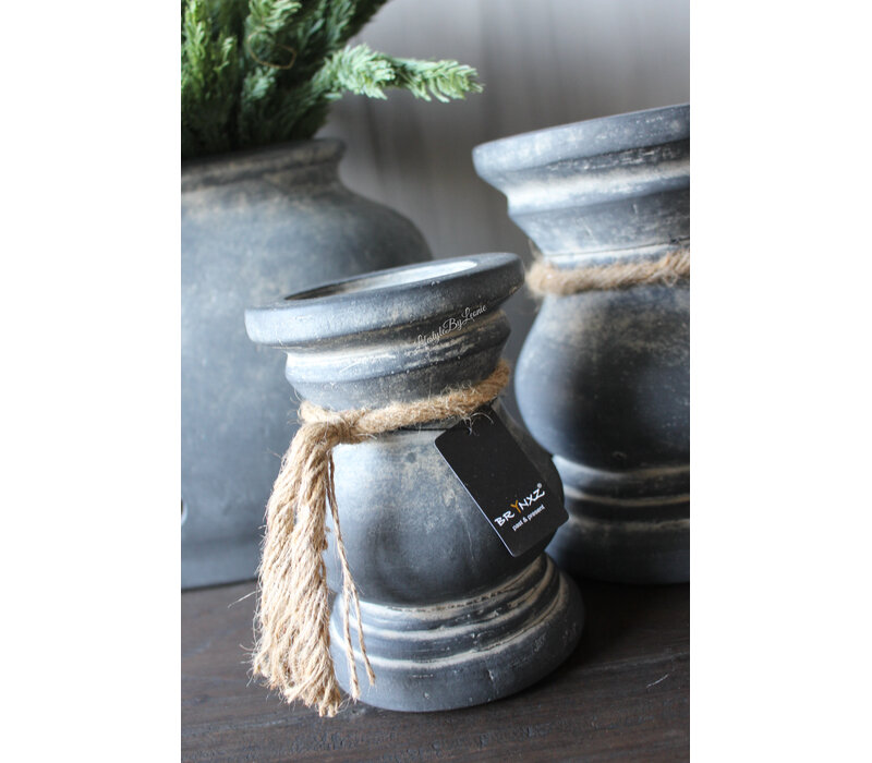 Brynxz dikke baluster kandelaar met touw Ancient clay 11x17cm