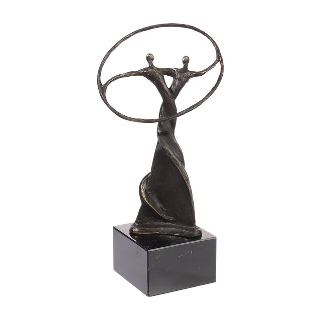 Ger van Tankeren Vooruitgang in balans. Sculptuur