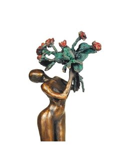 Corry Ammerlaan Bronzen beeld La vie en rose(kleine versie ook leverbaar)