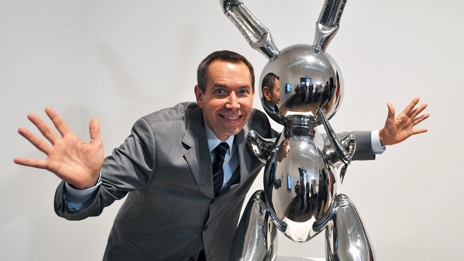 Nieuw in de collectie: Jeff Koons Rabbit XL  & Monkey Limited Edition