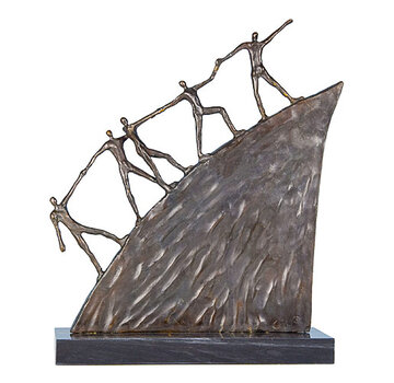 Corry Ammerlaan Bronzen beeld on the road (groot) kleine versie ook leverbaar