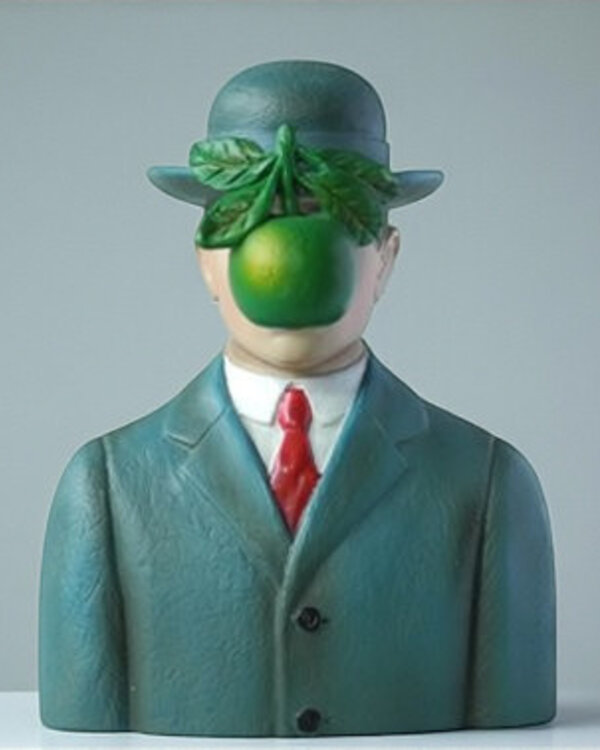 Beeld Mensenzoon van Magritte
