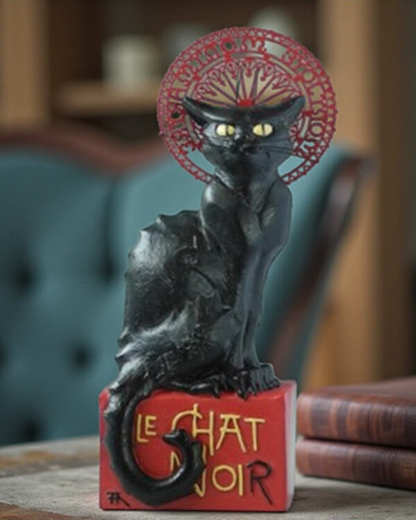 Beeld le chat noir in cadeauverpakking