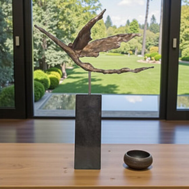 Corry Ammerlaan Beeld "Met het juiste doel voor ogen op vleugels van goud"