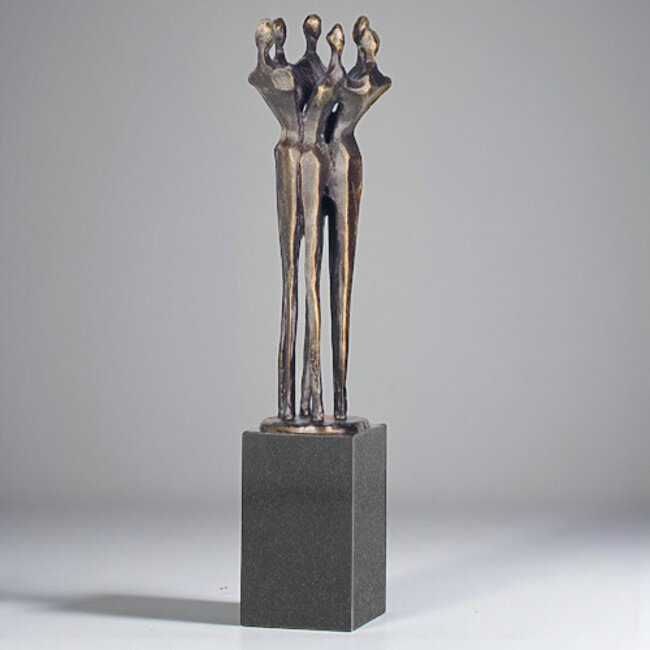 Corry Ammerlaan Beeld schouder aan schouder