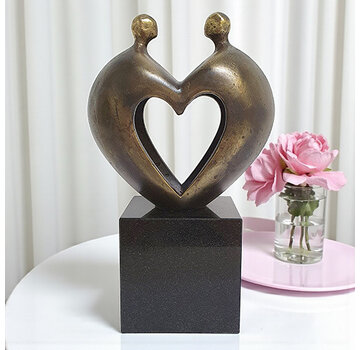 Corry Ammerlaan Beeld Hart voor elkaar verbronsd(incl. verzending en luxe geschenkdoos)