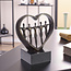 Ger van Tankeren Om elkaar geven. Hart sculptuur. Liefdesbeeld.