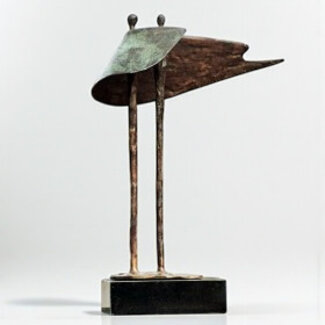 Corry Ammerlaan Sculptuur geheel brons Bescherming 30 cm hoog