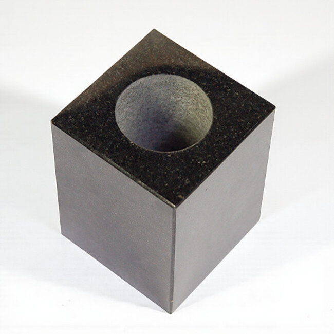 Corry Ammerlaan Beeld Hart voor Elkaar herinneringssculptuur