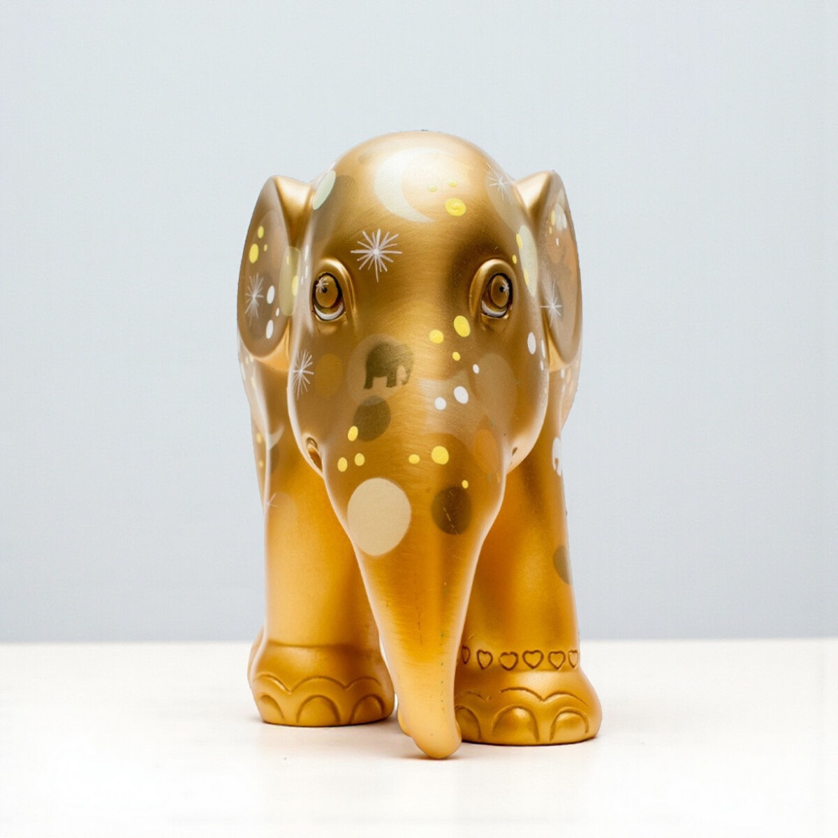 Elephant Parade Sparkling Celebration Gold van Elephant Parade (2)