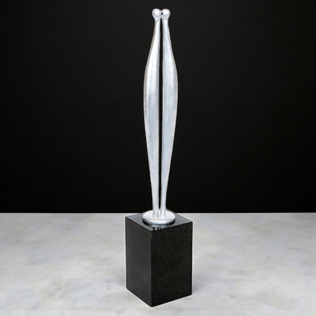 Corry Ammerlaan Gelijkwaardig vertrouwen sculptuur zilverkleur