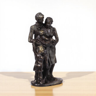 Bronzen beeld Gezin met dochter en baby