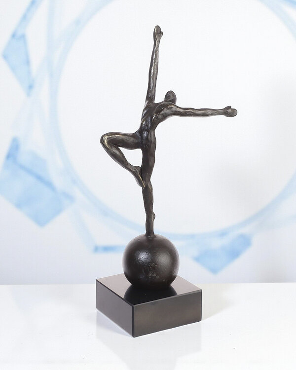 Ger van Tankeren Bronzen beeld Elegance