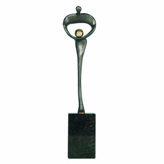 Corry Ammerlaan Sculptuur Kostbare schat(urn)