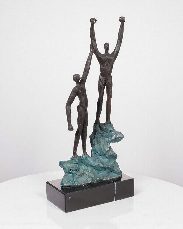 Ger van Tankeren Triomf - Verbronsd beeld (27 cm)