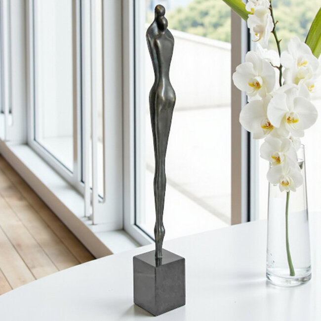 Corry Ammerlaan Gekoesterde Liefde geheel bronzen beeld 53 hoog