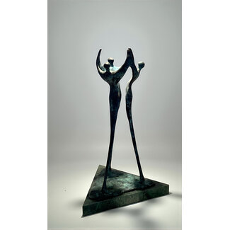 Corry Ammerlaan Bronzen beeld Samenwerking op niveau
