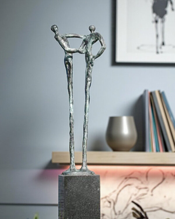 Corry Ammerlaan Bronzen beeld de Handdruk