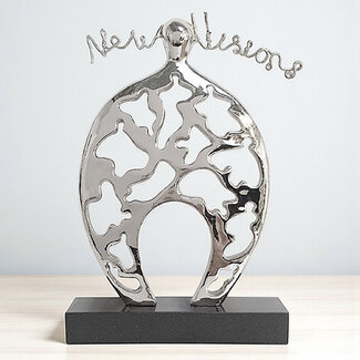 Corry Ammerlaan Bronzen beeld New Visions. Mensenpoort" naar nieuwe visies."