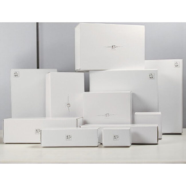 Corry Ammerlaan Keramieken Schaal ‘Samen de Sterren Laten Fonkelen’ met Firefly Red wijn