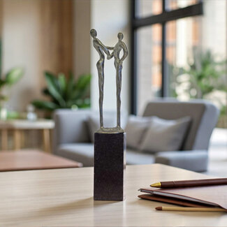 Corry Ammerlaan Beeld Dank verbronsd (incl. verzending & geschenkdoos) Corry Ammerlaan Beeld Dank verbronsd (incl. verzending & geschenkdoos)