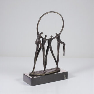 Ger van Tankeren Een band met elkaar beeld verbronsd (grotere versie ook leverbaar)