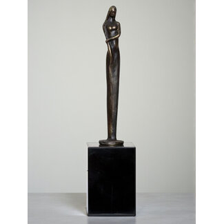 Bronzen beeld Ingetogen vrouw