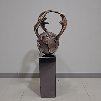 Ger van Tankeren Sculptuur ‘Samen Voor Elkaar Zorgen’ – Verbondenheid