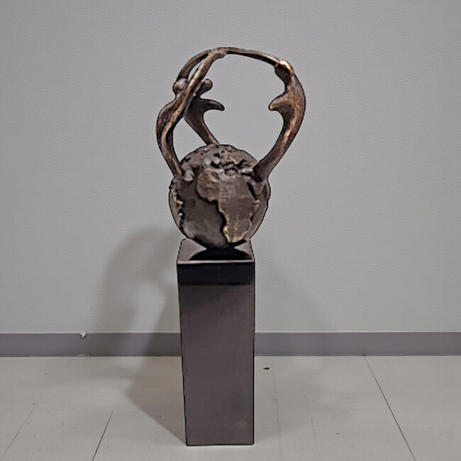 Ger van Tankeren Sculptuur ‘Samen Voor Elkaar Zorgen’ – Verbondenheid