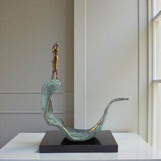 Corry Ammerlaan Bronzen beeld samen op de voorste golf (incl. geschenkdoos & verzending)