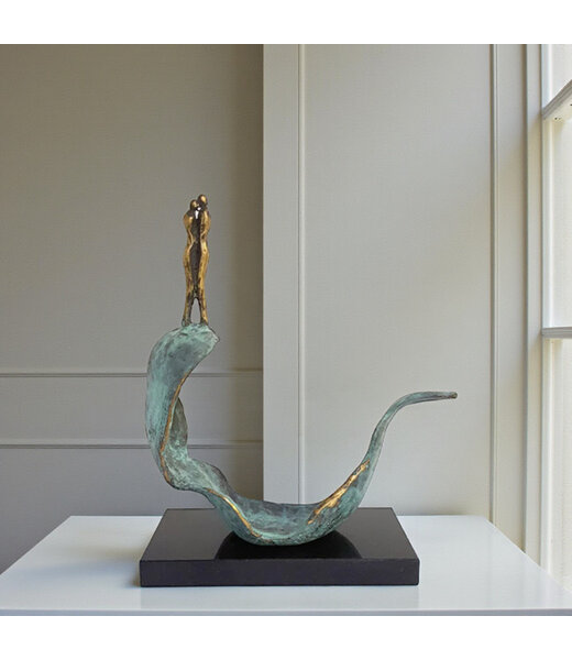 Corry Ammerlaan Bronzen beeld samen op de voorste golf (incl. geschenkdoos & verzending)