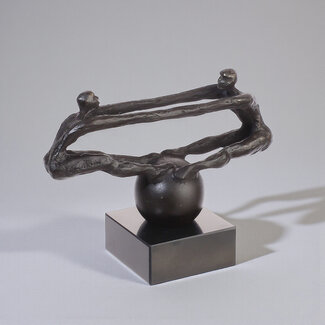 Ger van Tankeren Bronzen beeld Spanning