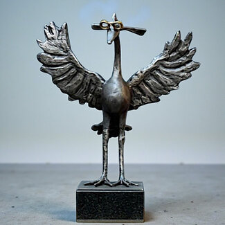 Corry Ammerlaan De Gouden Brillenvogel – Bronzen beeld 25 cm