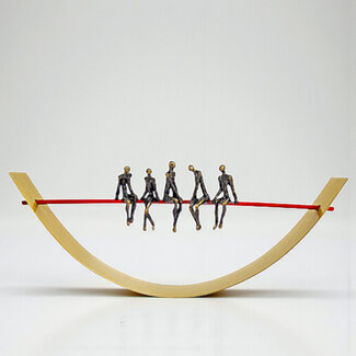 Corry Ammerlaan Beautiful people in communication - sculptuur 5 personen
