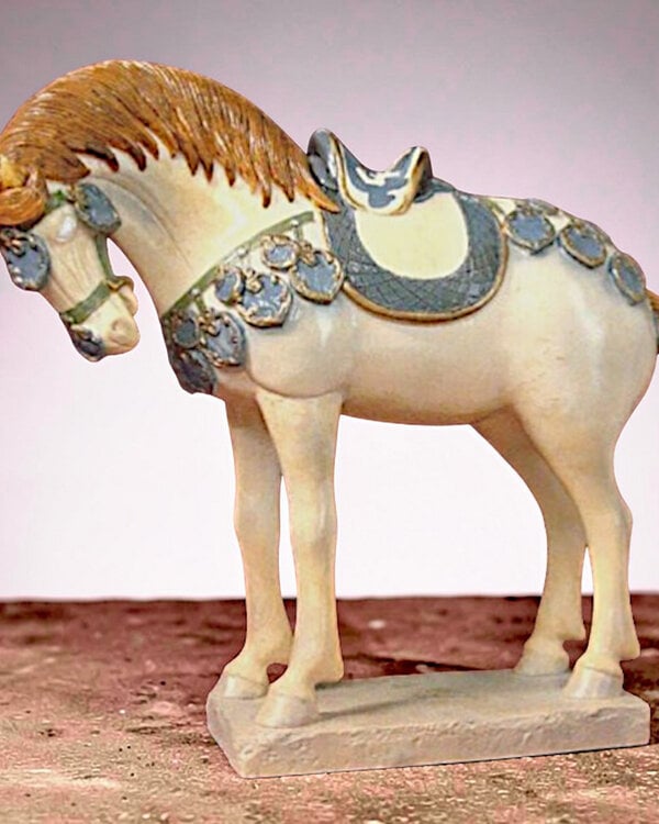 Paard uit de Tang-dynastie – Sancai stijl